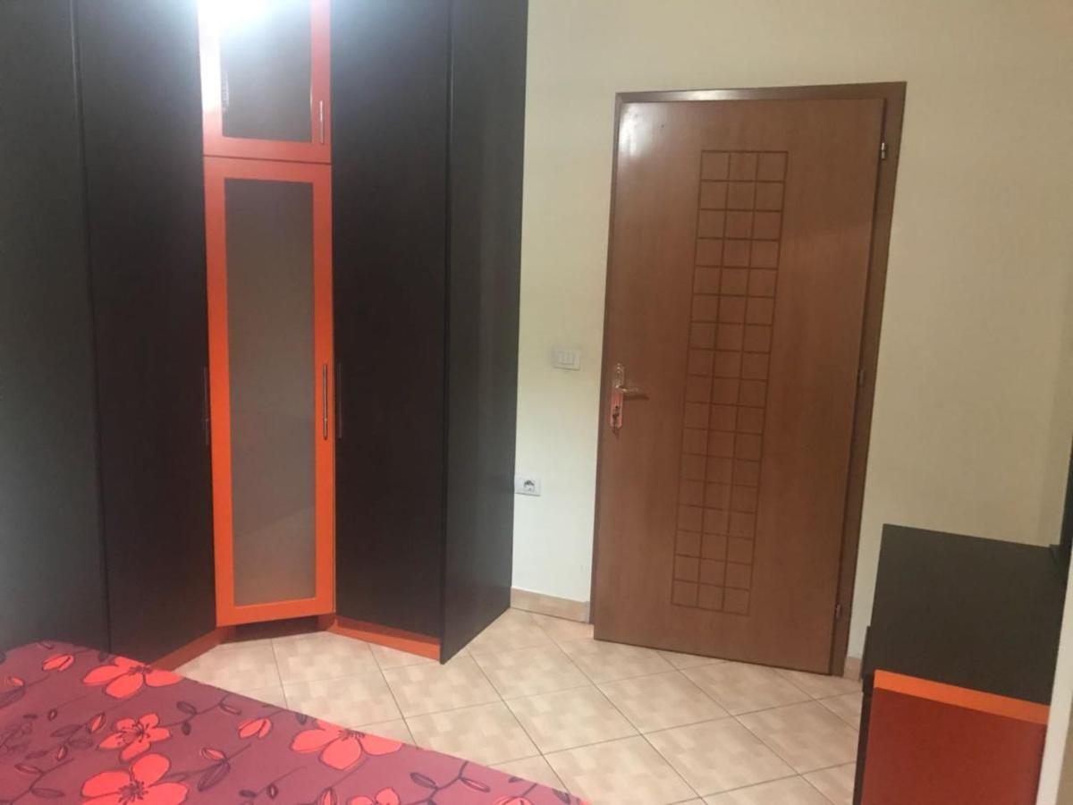Lovely 2 Bedroom Apartment Tirana Zewnętrze zdjęcie
