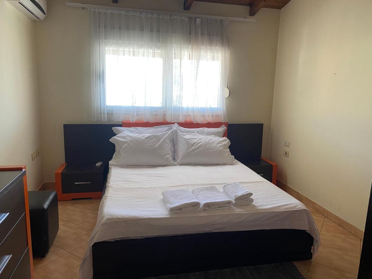 Lovely 2 Bedroom Apartment Tirana Zewnętrze zdjęcie